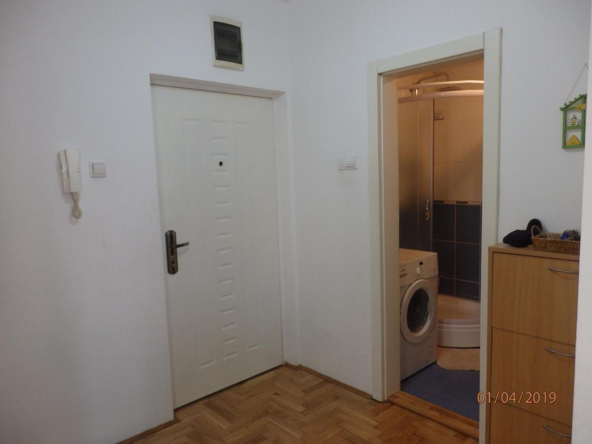Apartment Erika 2 Novi Sad Luaran gambar